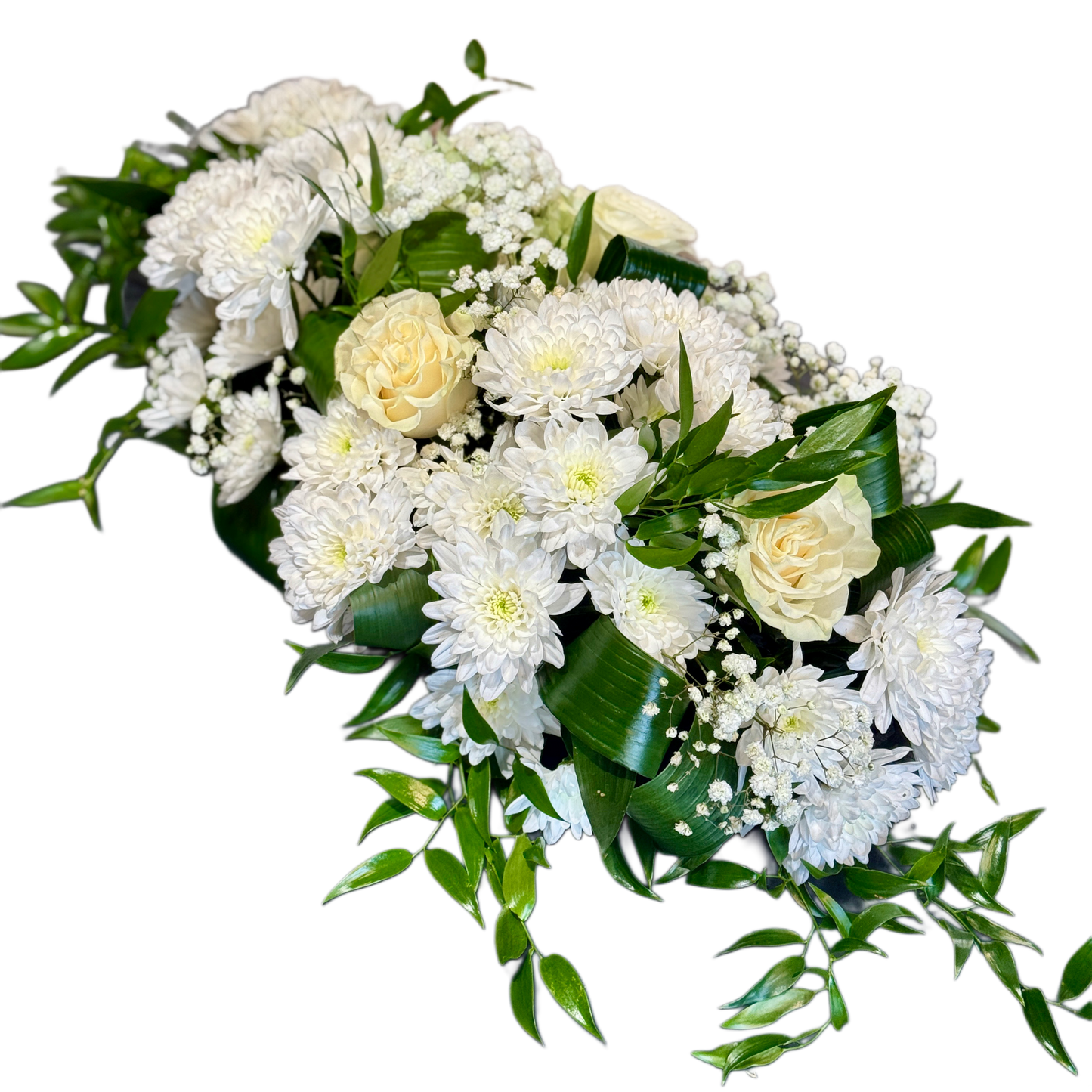 Aranjament funerar alb cu crizanteme și trandafiri crem