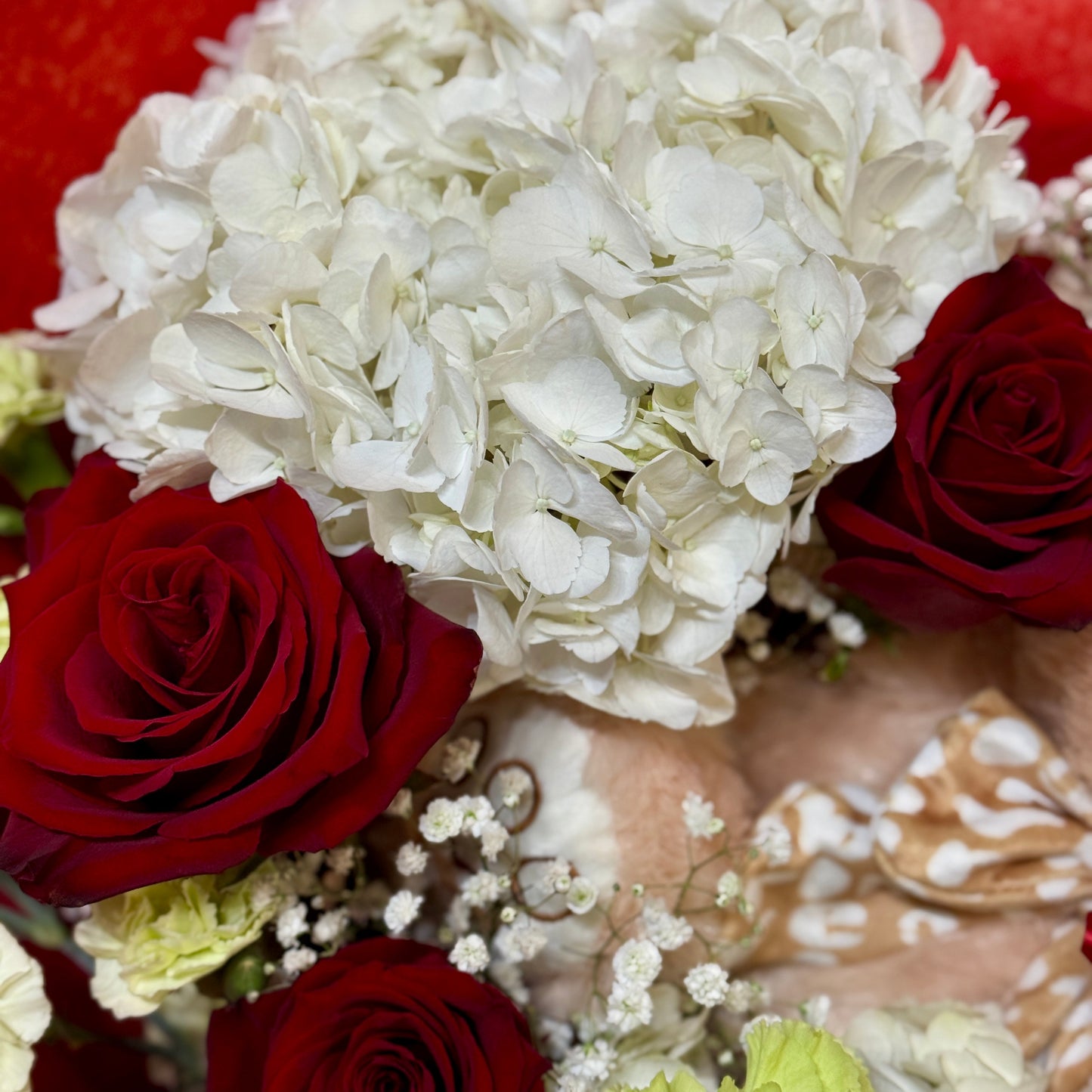 Cadou floral cu ursuleț – Mister Flower Cluj