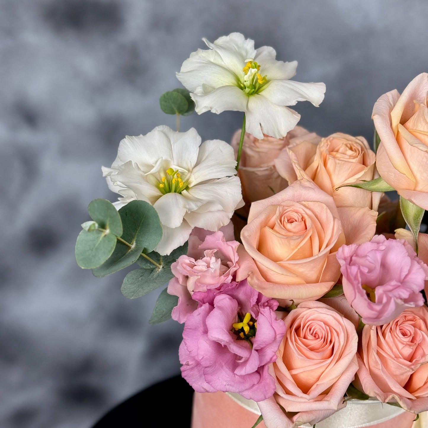 Aranjament floral elegant pentru ocazii speciale în Florești și Cluj.