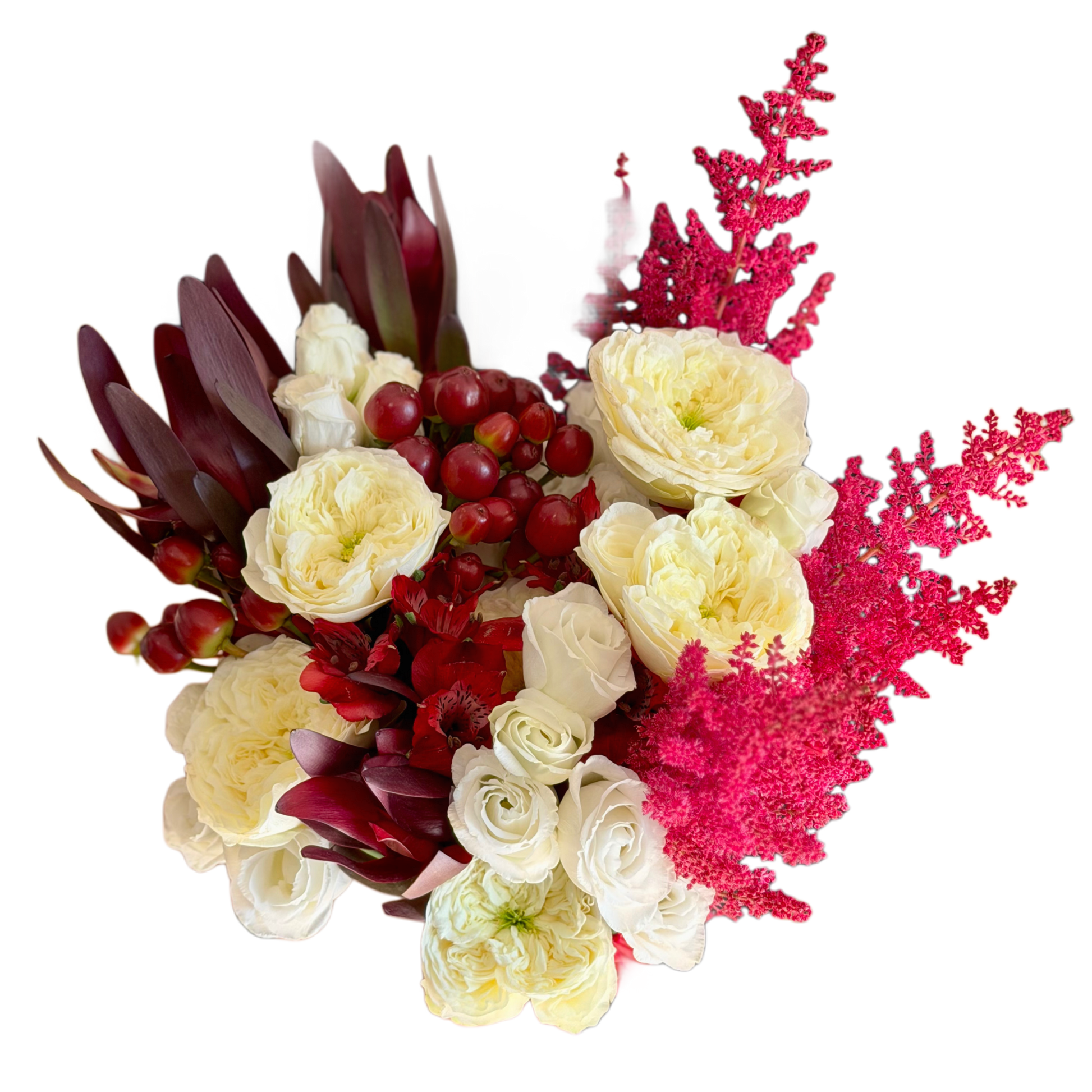 Buchet de mireasă Crimson Bride cu trandafiri ivoire, astilbe fucsia și flori roșii – Mister Flower